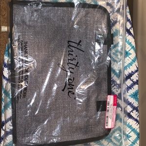 Thirty-One get creative caddy. Charcoal. NIP